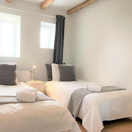 Lägenhet Two Bedroom In Odense, Rugrdsvej 51, *
