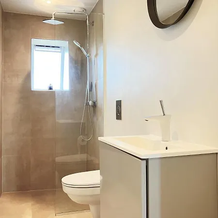 Two Bedroom In Odense, Rugrdsvej 51, Lägenhet Odense